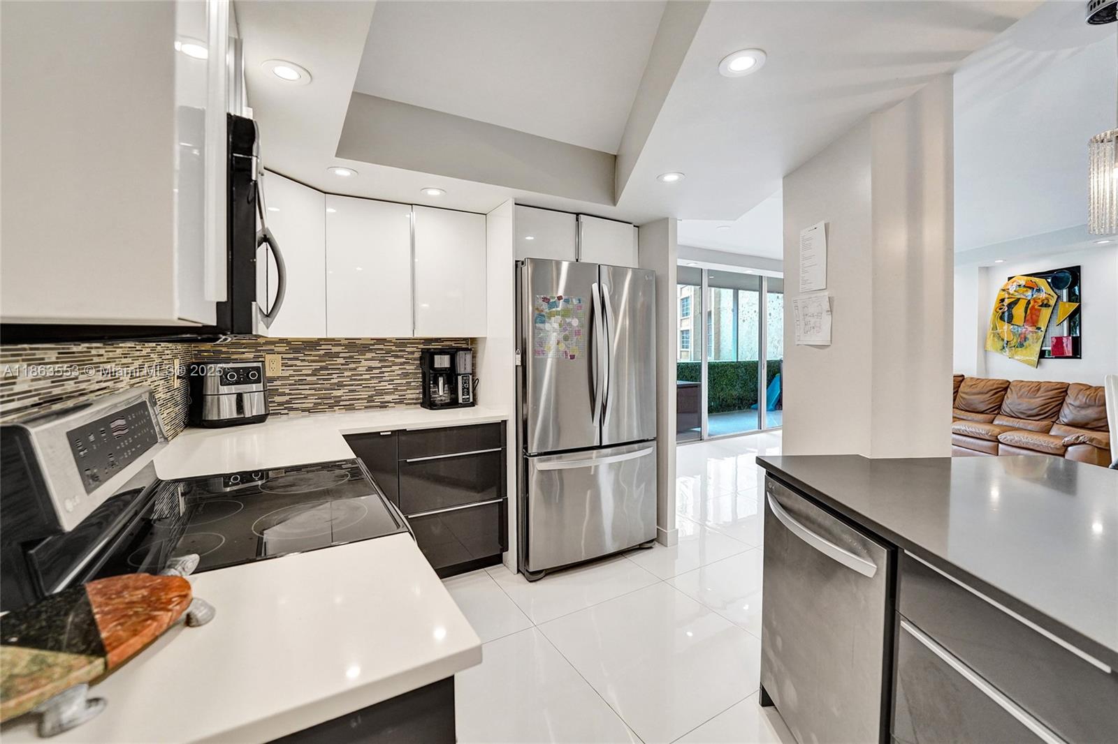 ENVIRON I CONDO 9 - Residential