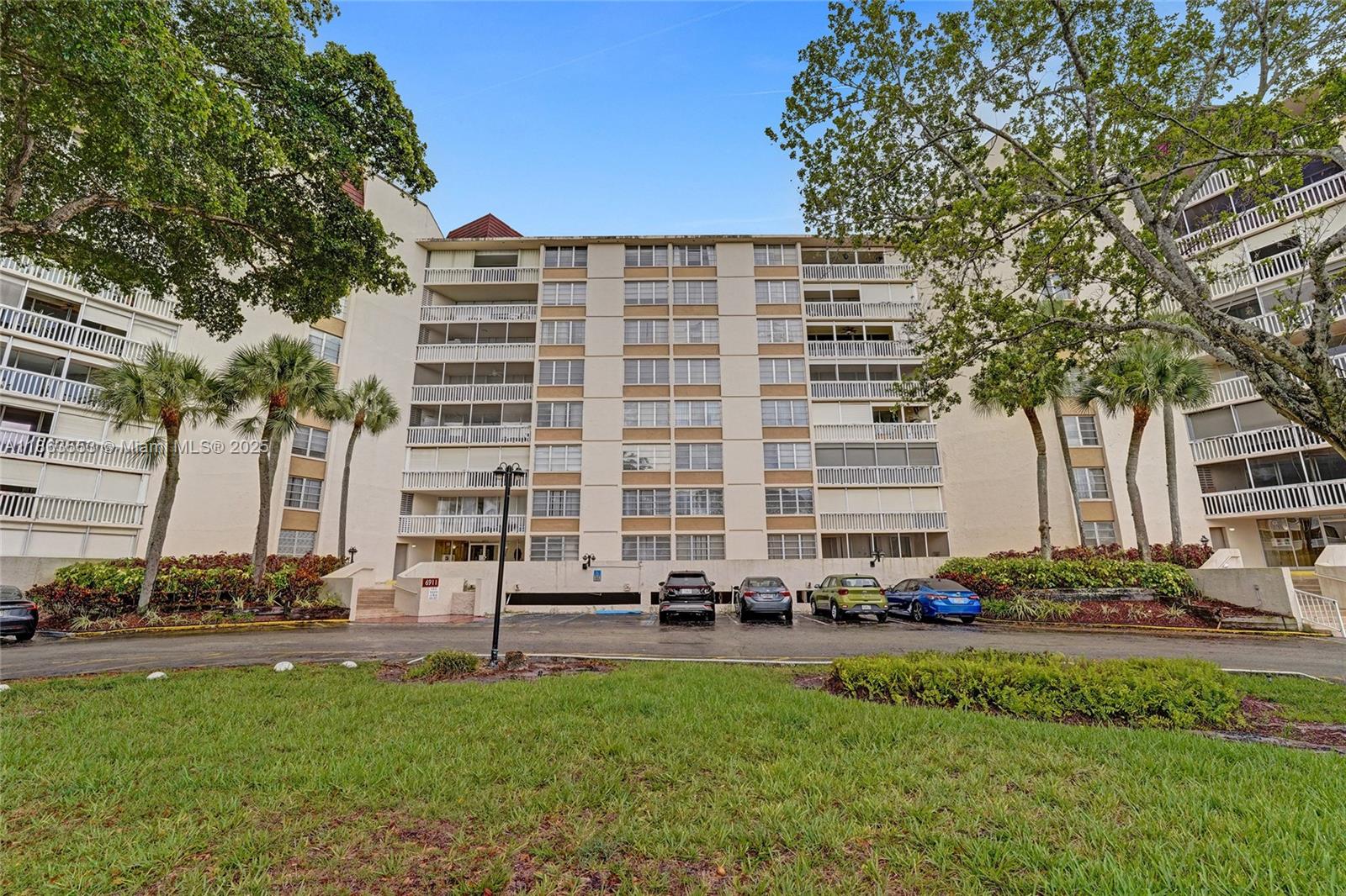 ENVIRON I CONDO 9 - Residential