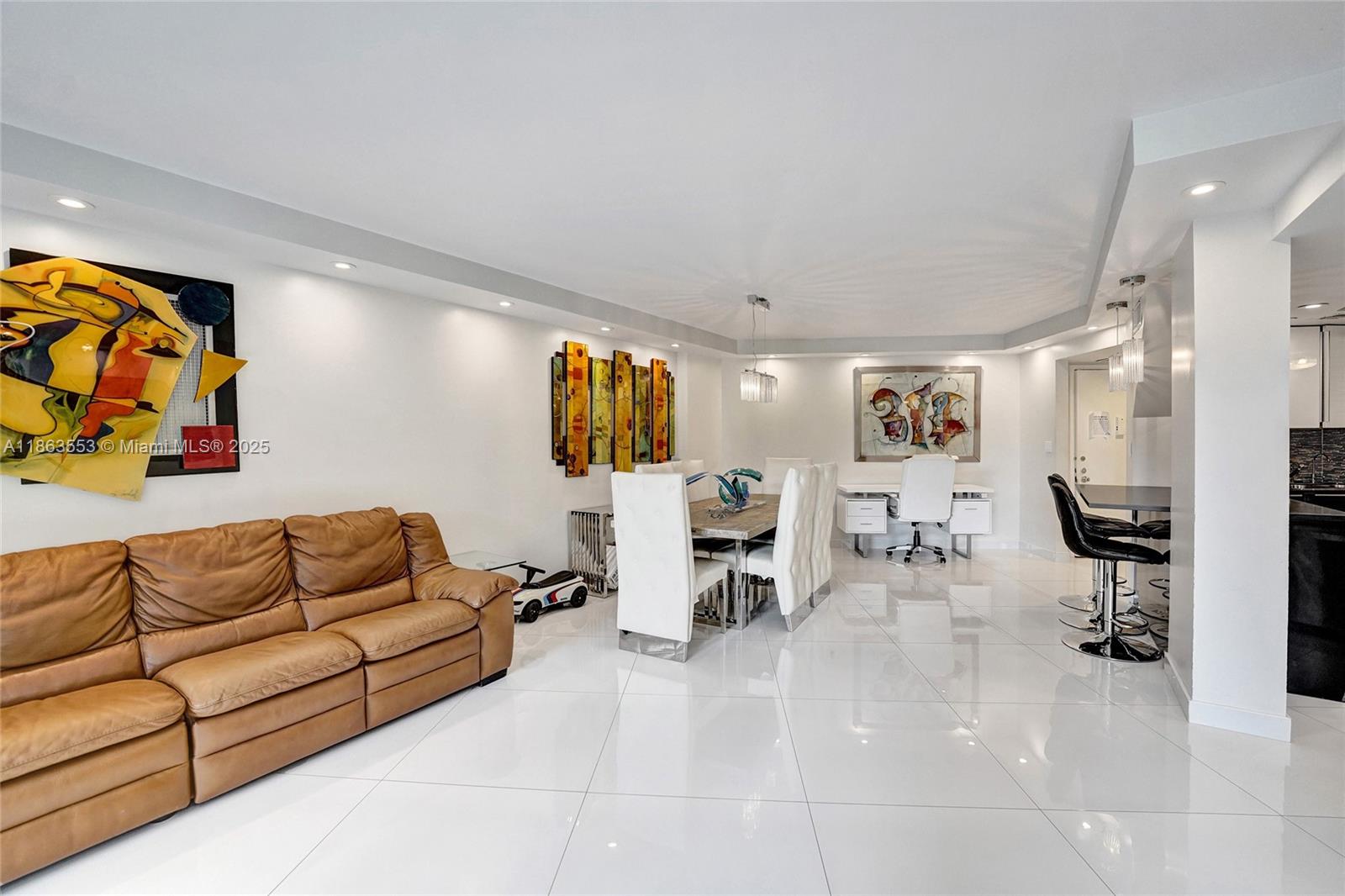 ENVIRON I CONDO 9 - Residential