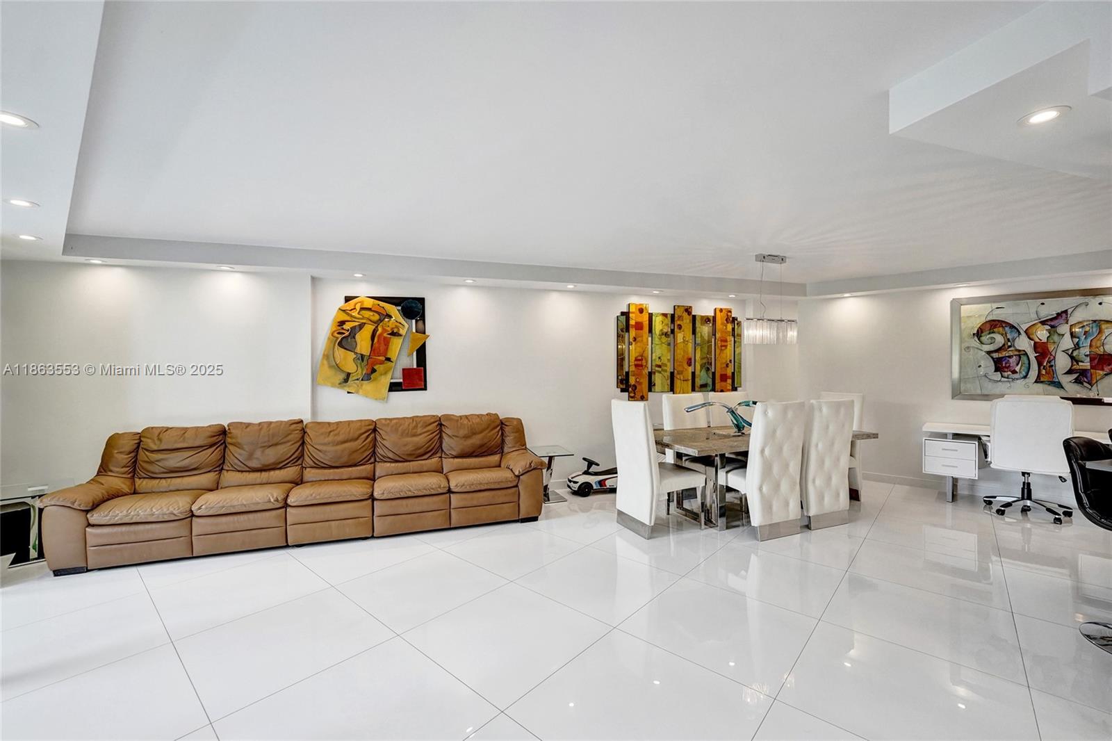 ENVIRON I CONDO 9 - Residential