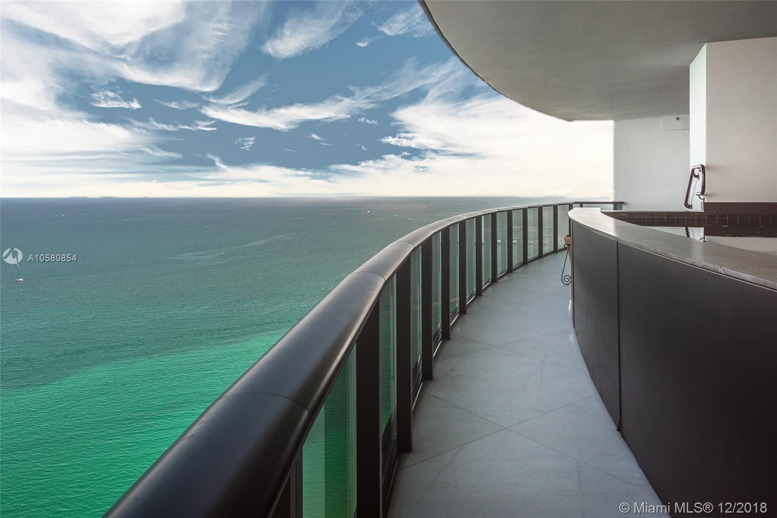 18555 COLLINS AVENUE COND - Residential