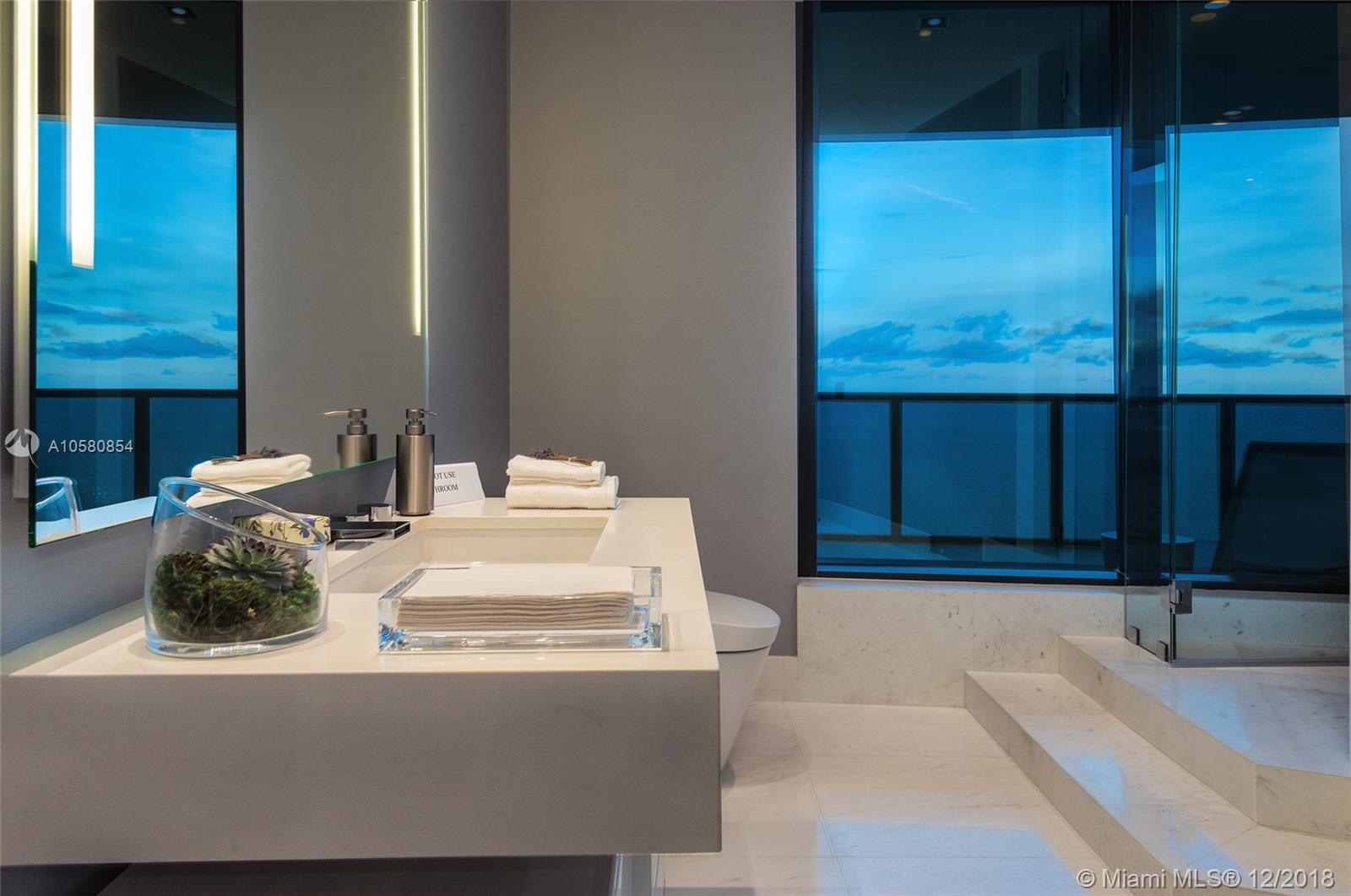 18555 COLLINS AVENUE COND - Residential