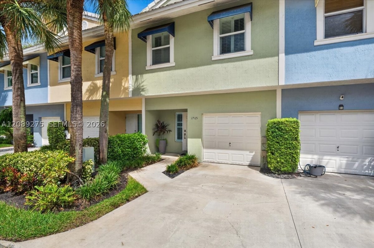 1765 NE 4th Ave E3