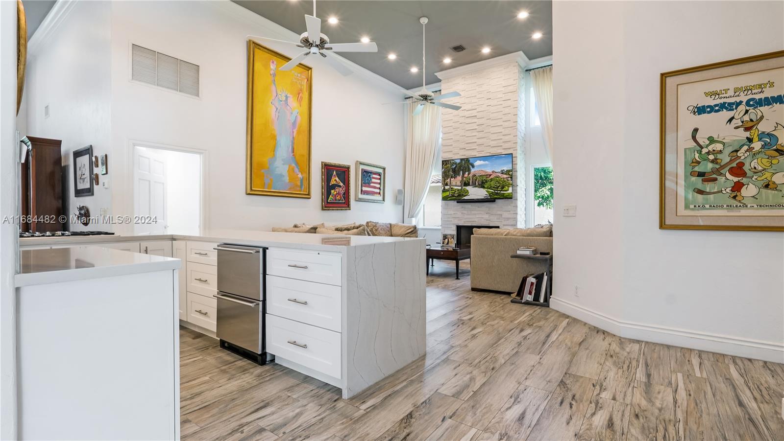 PELICAN ISLE - Residential