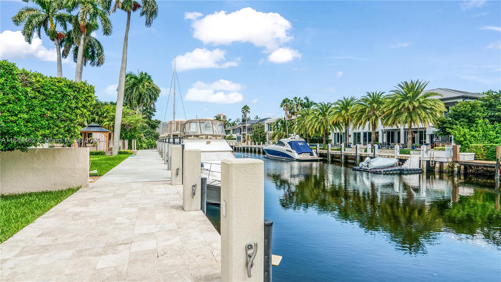 PELICAN ISLE - Residential