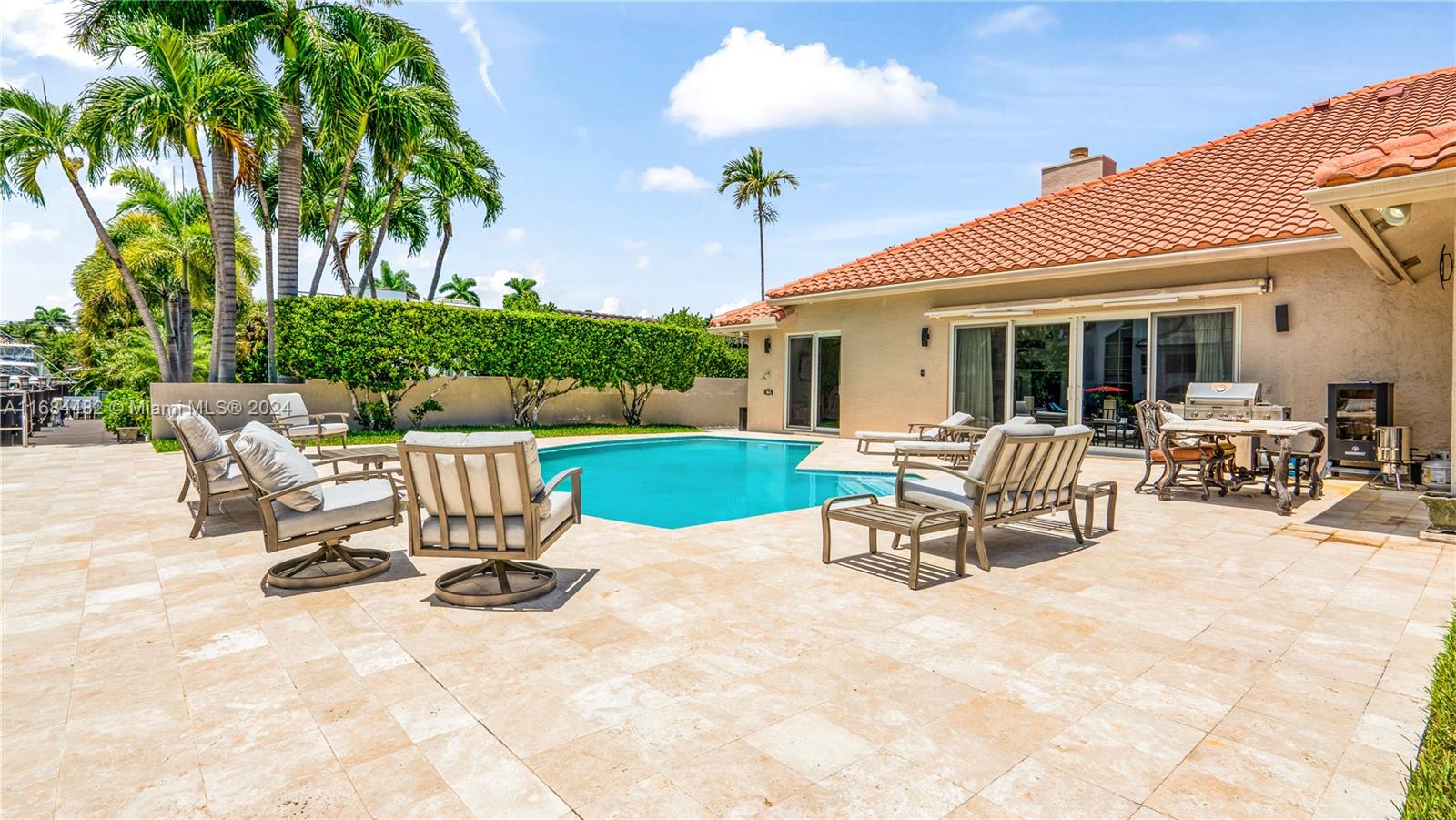 PELICAN ISLE - Residential
