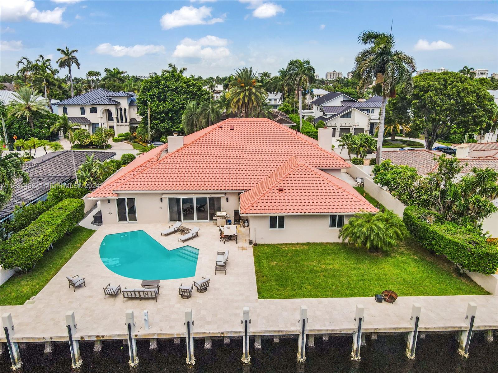 34 Pelican Dr
