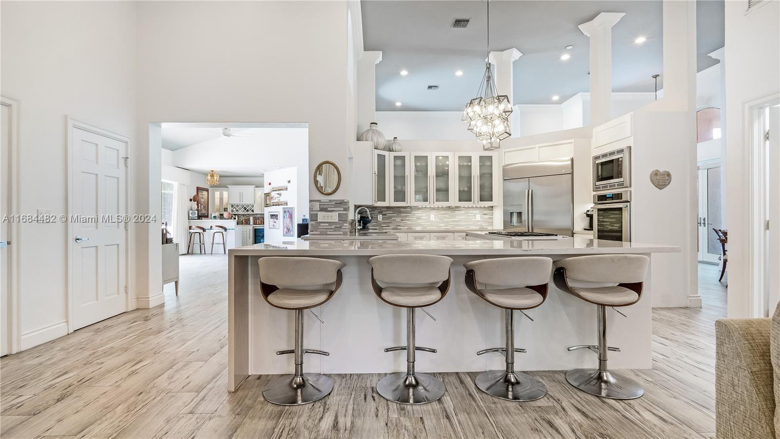 PELICAN ISLE - Residential