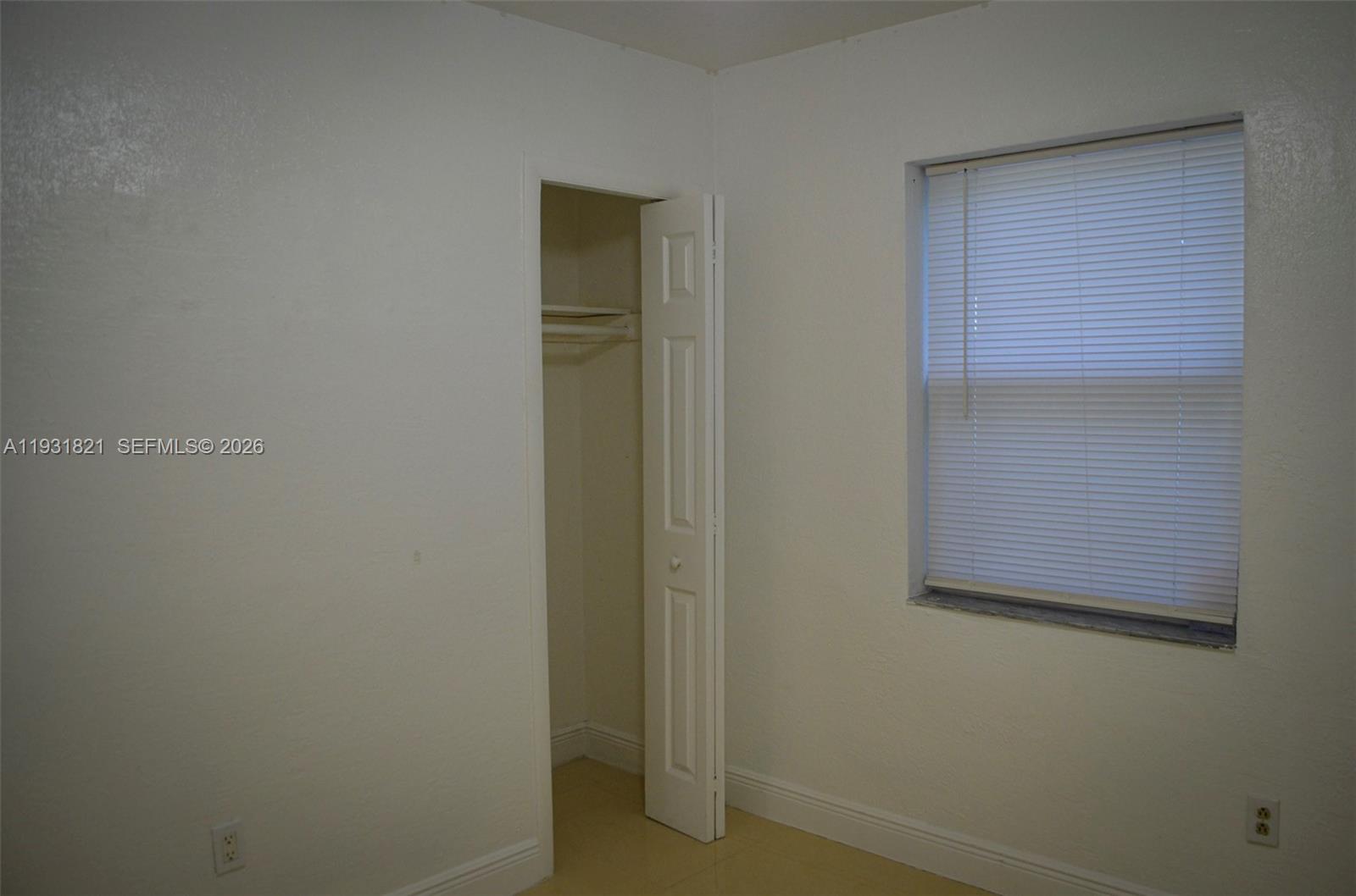 WESTWOOD LAKE 10TH ADDN - Residential Lease