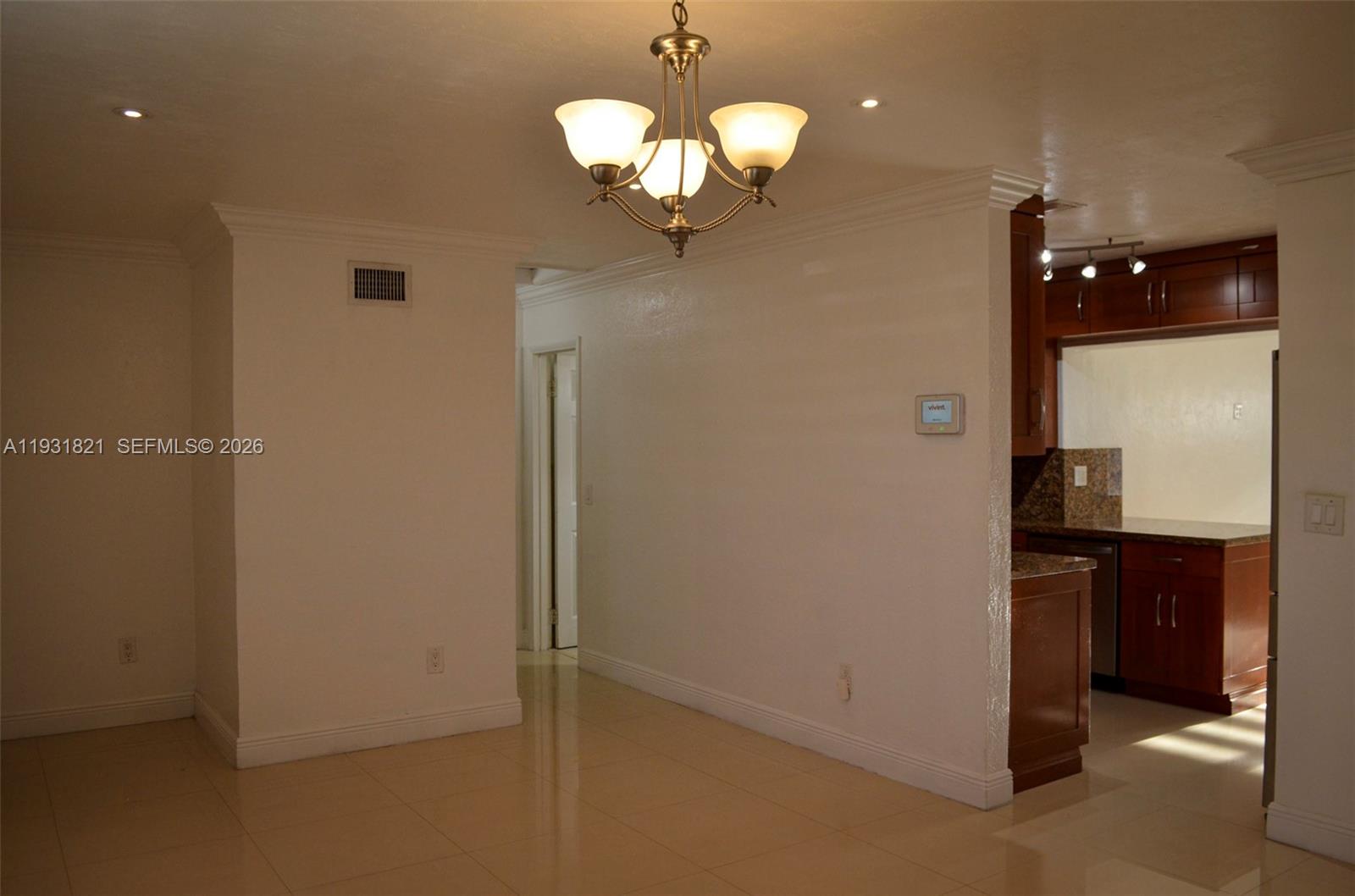 WESTWOOD LAKE 10TH ADDN - Residential Lease