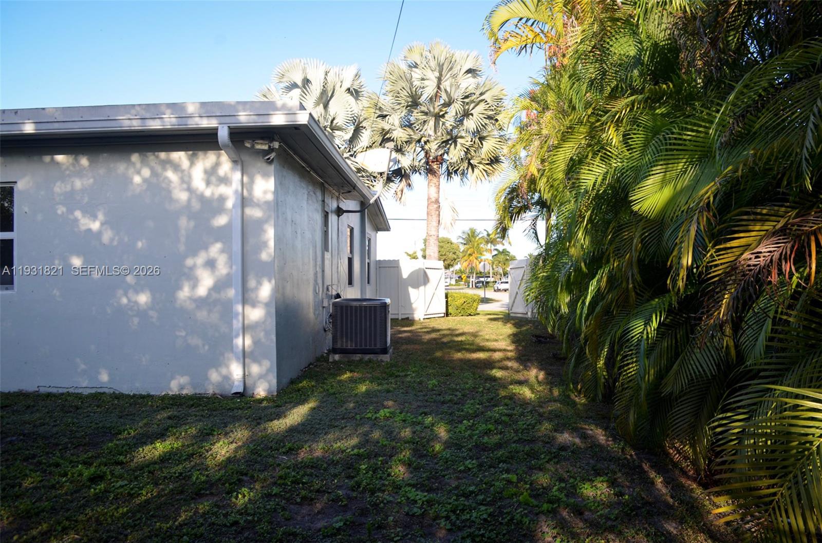 WESTWOOD LAKE 10TH ADDN - Residential Lease