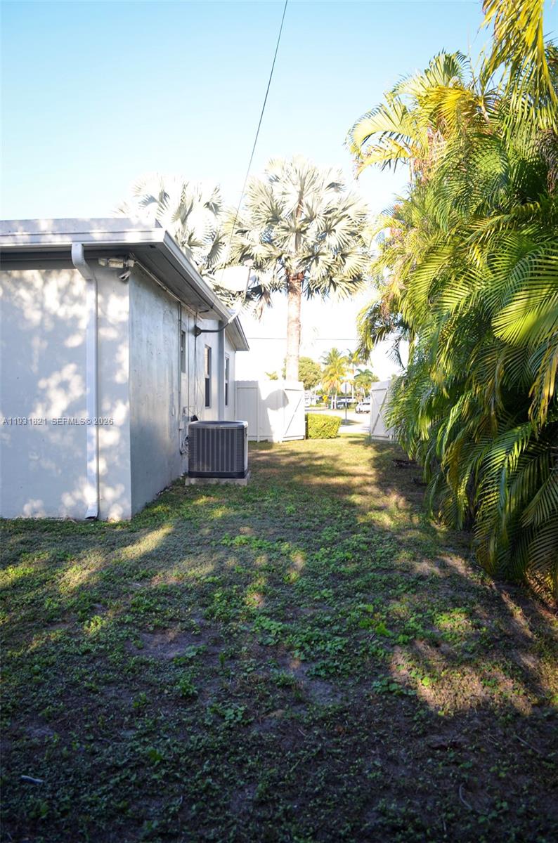 WESTWOOD LAKE 10TH ADDN - Residential Lease