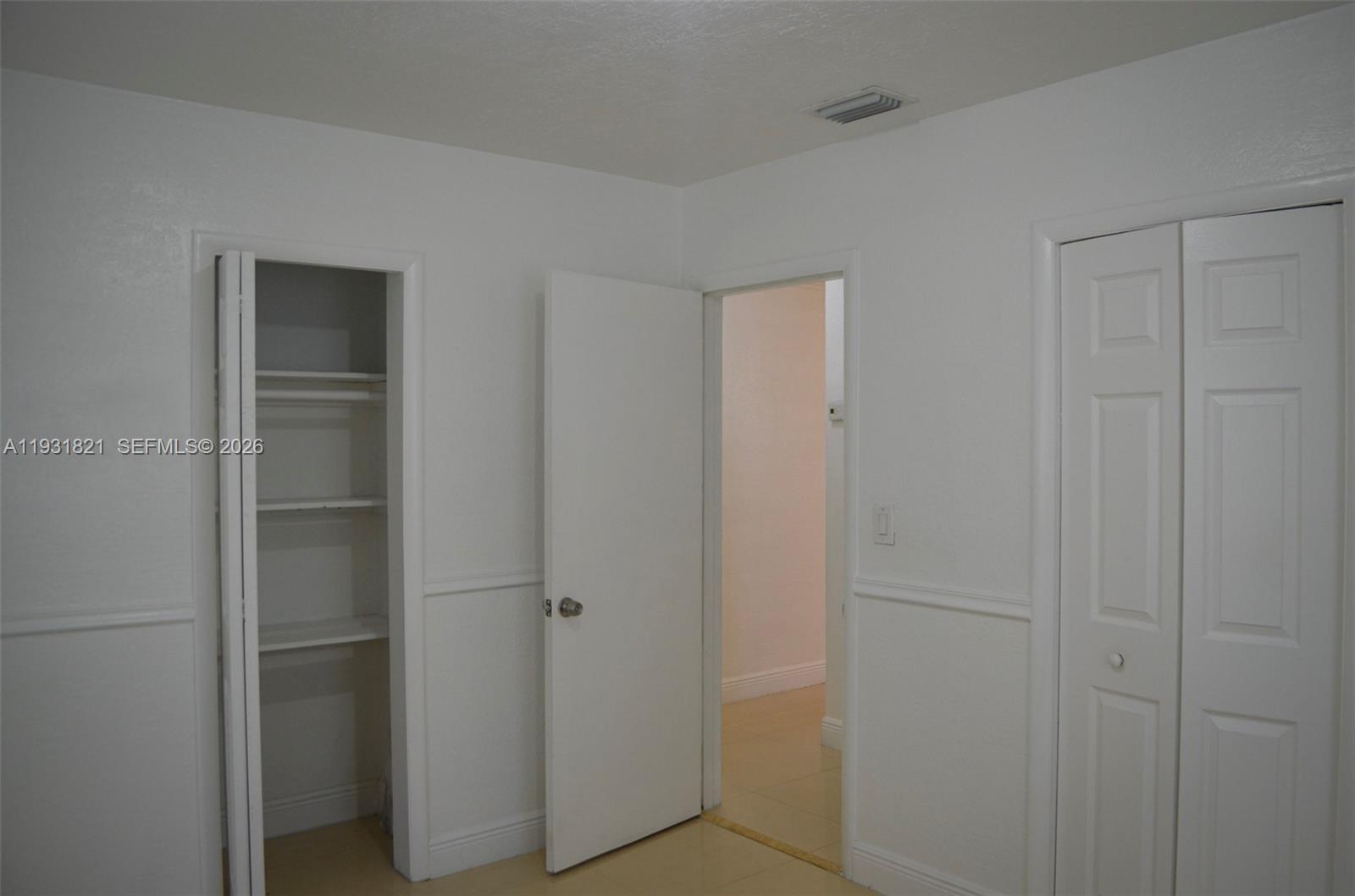 WESTWOOD LAKE 10TH ADDN - Residential Lease