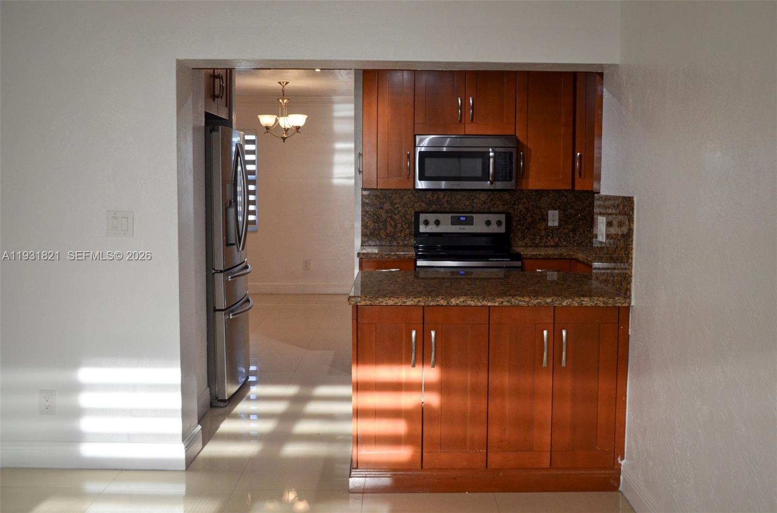 WESTWOOD LAKE 10TH ADDN - Residential Lease