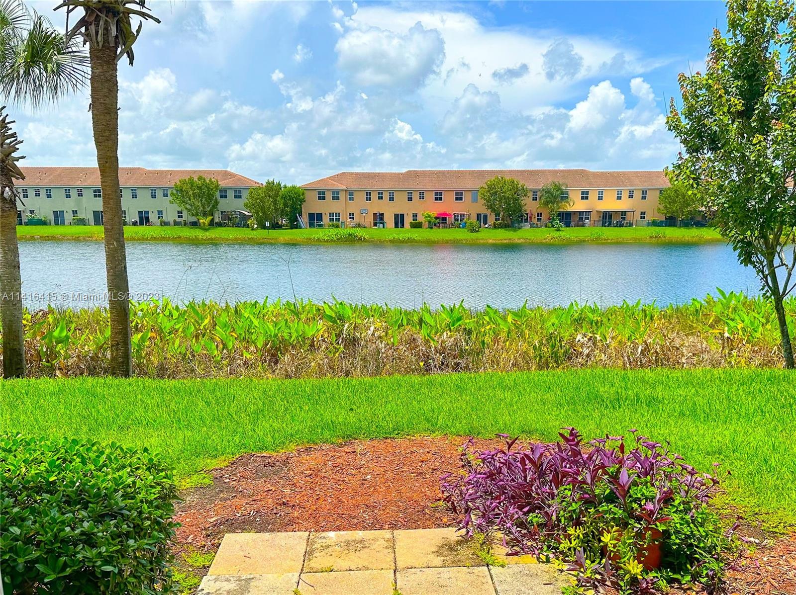 Beautifully maintained 3 bed 2.5 bath townhome in Arbor Park with 2 car garage on a gorgeous LAKE. Enjoy all the perks of home ownership, but without all the stress -as your homeowners association fee covers many everyday costs owners incur! Items such as Homeowners insurance, cable (ATT Uverse), internet, alarm, security, common area maintenance, landscape, roof & outside painting (just to name a few). Not to mention a 24 hour manned guard gate with an actual human =). Relax & unwind after a hard day in the world. Enjoy overlooking the serene lake as you cook meals or just take in the view with your beverage of choice. This home also has a fun under stairs area that is great for hide & seek! One of a kind! Immaculately kept. Fresh paint inside & out. Separate laundry room. Lake view !
