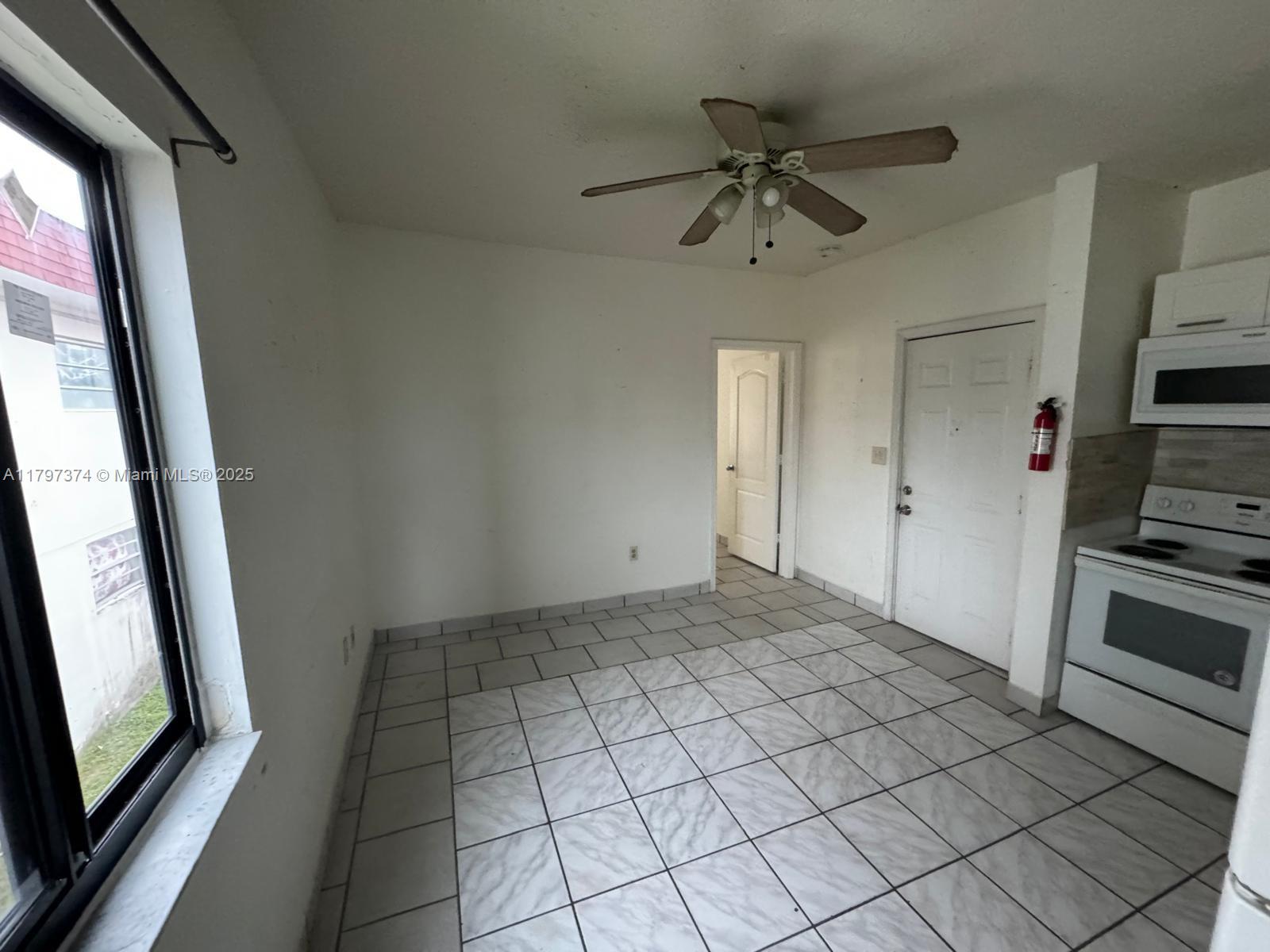 1234 SW 4th St 2