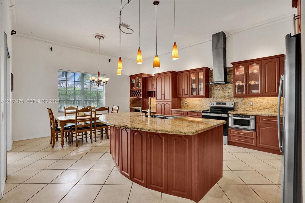 Photo of 1169 Peregrine Way, Weston, FL 33327 (MLS # A12003479)