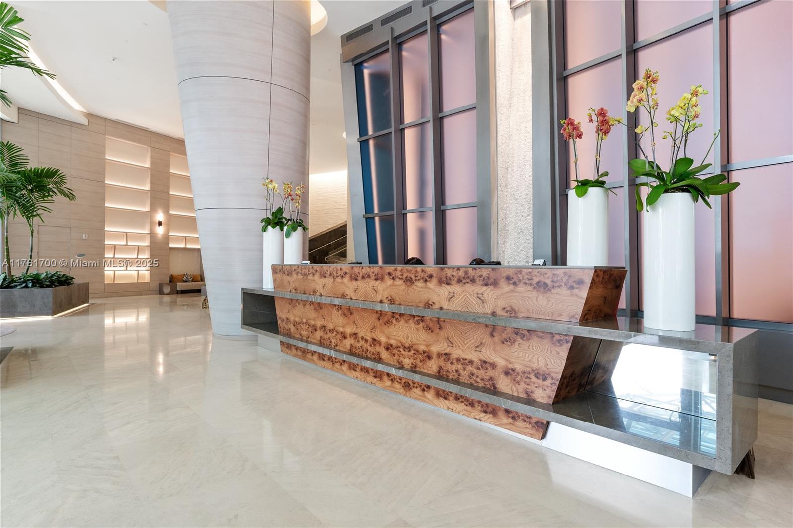 TRUMP ROYALE CONDO - Residential