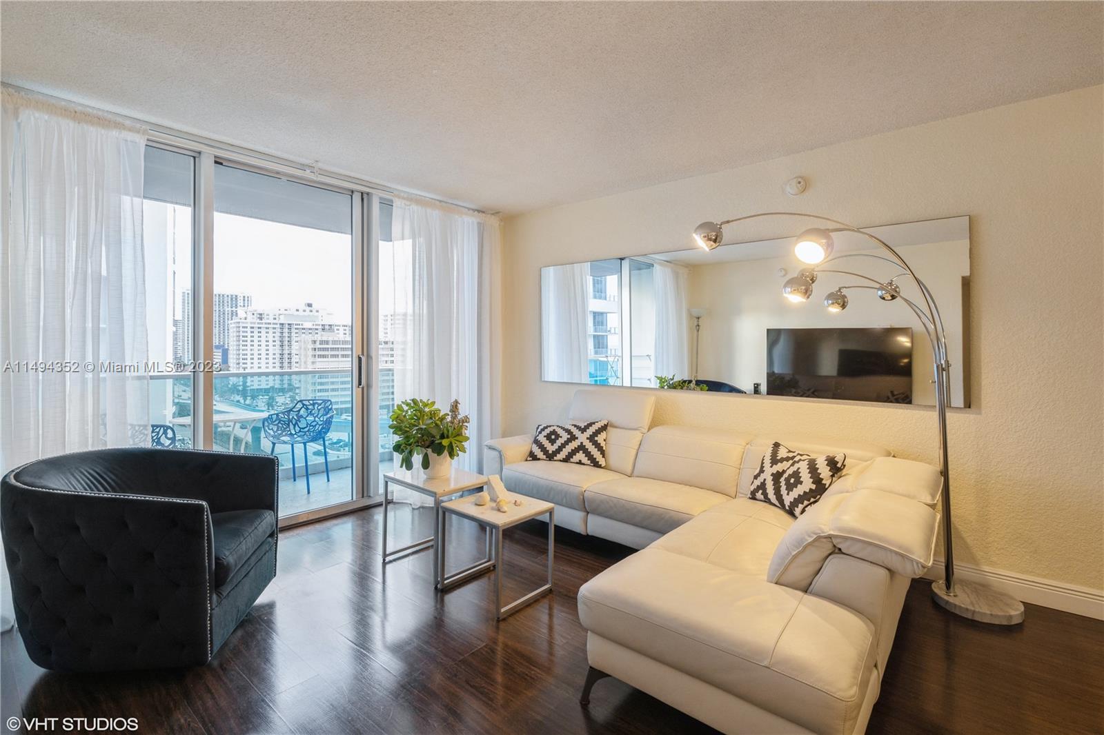 SIAN OCEAN RESIDENCES CON - Residential