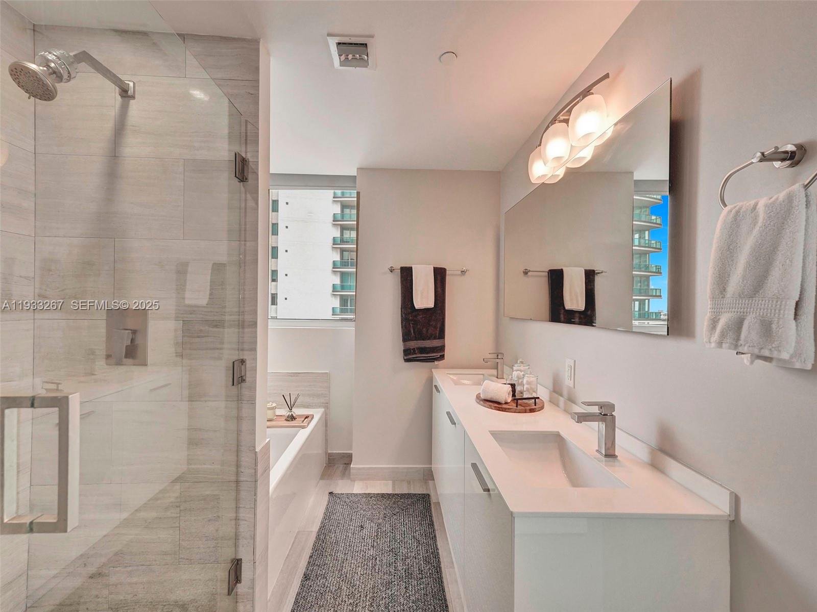 BRICKELLHOUSE CONDO - Residential Lease