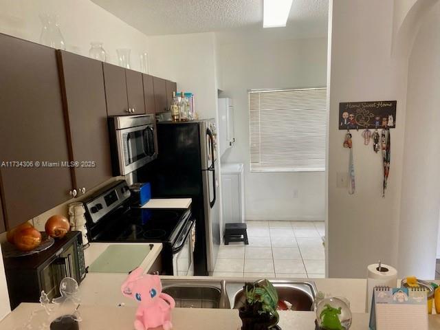 2334 Se 23rd Ter 2334, Homestead, Miami-Dade County, Florida - 2 Bedrooms  
3 Bathrooms - 
