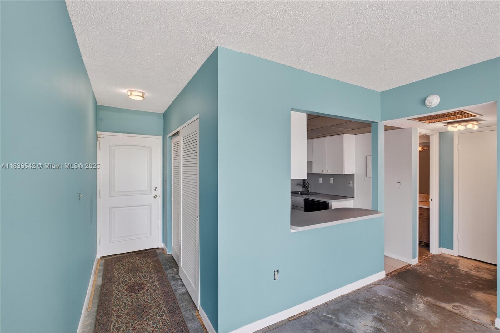 11111 Biscayne Blvd 2100, Miami, FL, 33181/$160,000 3 11111 Biscayne Blvd 2100
