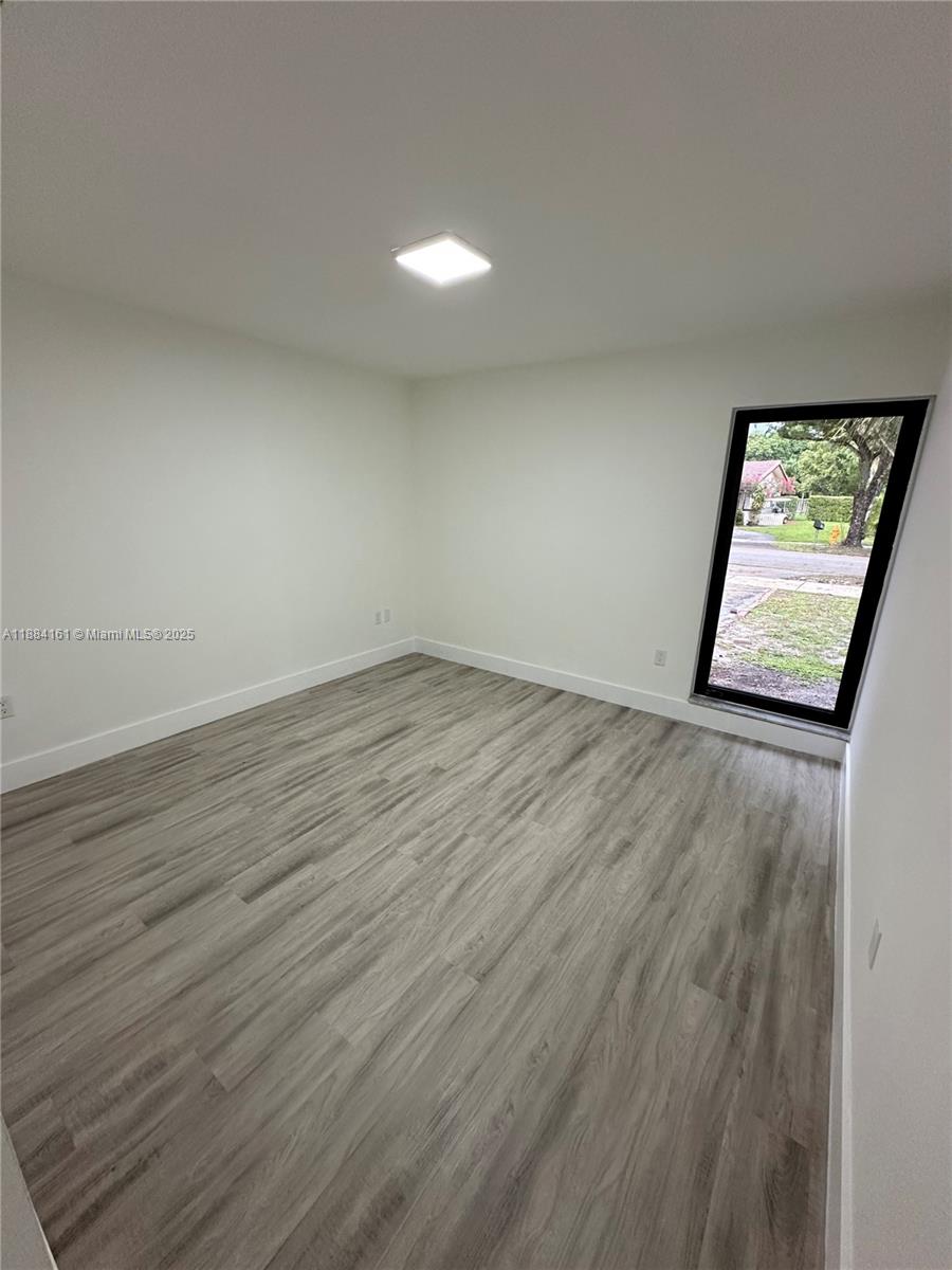 MIAMI LAKES EAGLE NEST SE - Residential Lease