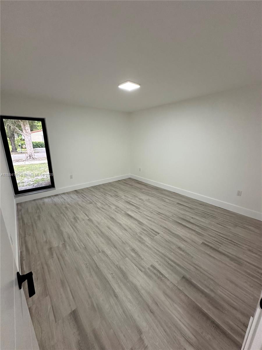 MIAMI LAKES EAGLE NEST SE - Residential Lease