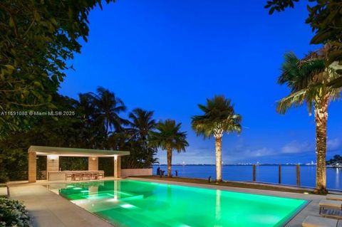 1236 S Venetian Way Miami FL 33139