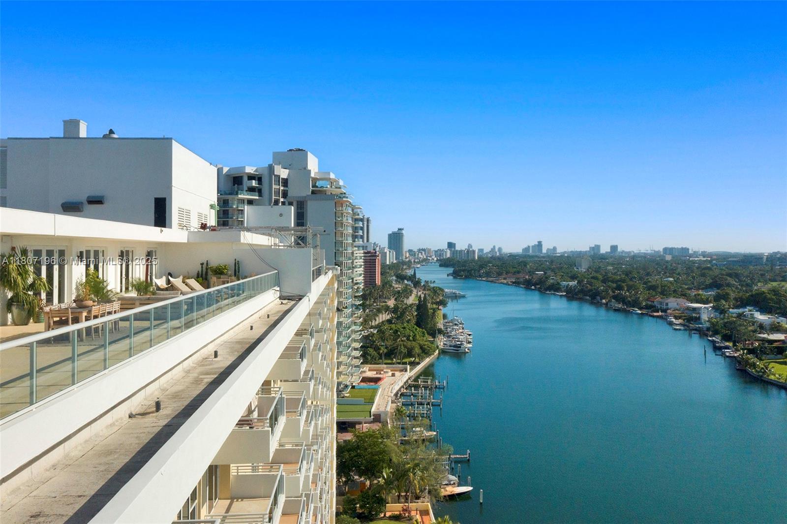 5600 Collins Ave Ph C, Miami Beach, Miami-Dade County, Florida - 2 Bedrooms  
2 Bathrooms - 
