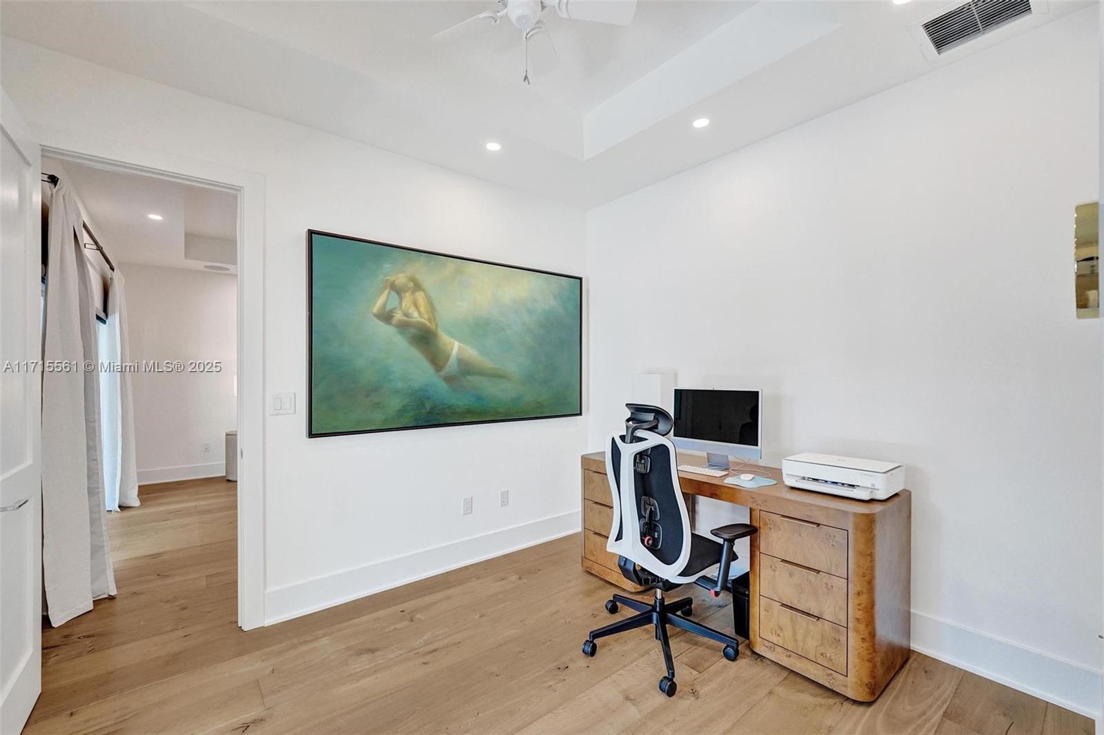 HARBOR BEACH - Residential