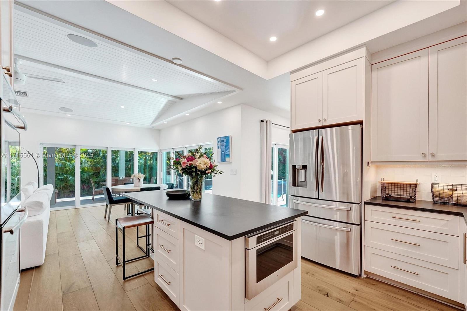 HARBOR BEACH - Residential