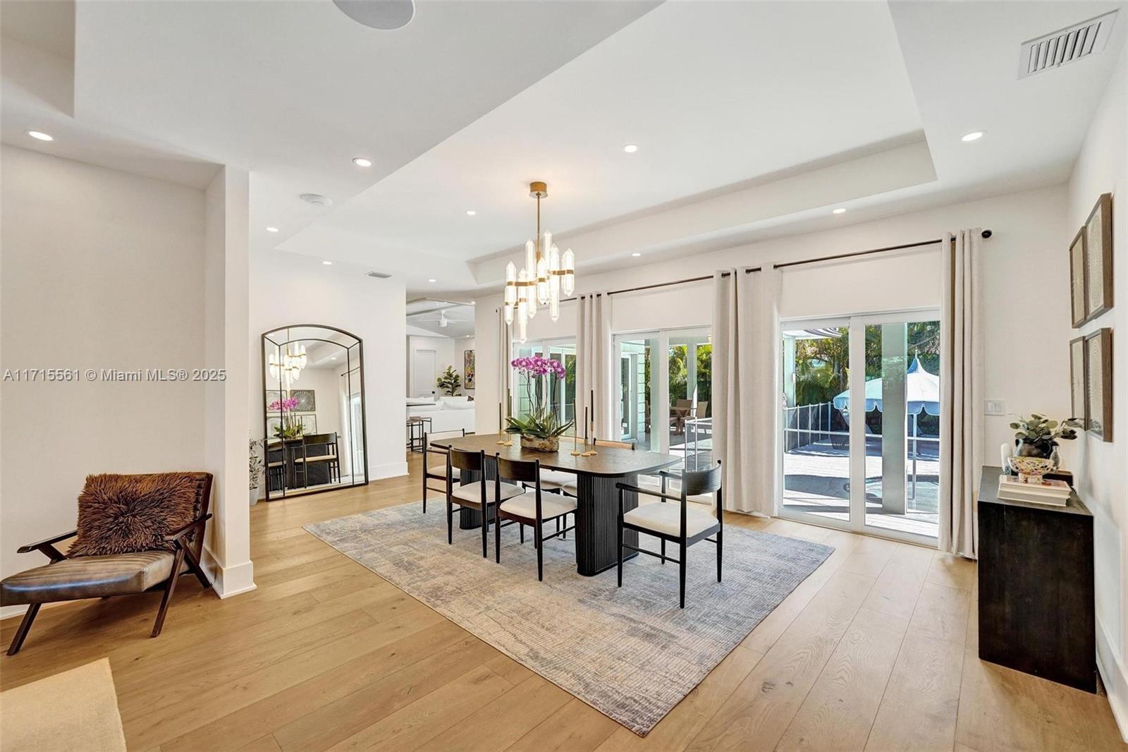 HARBOR BEACH - Residential