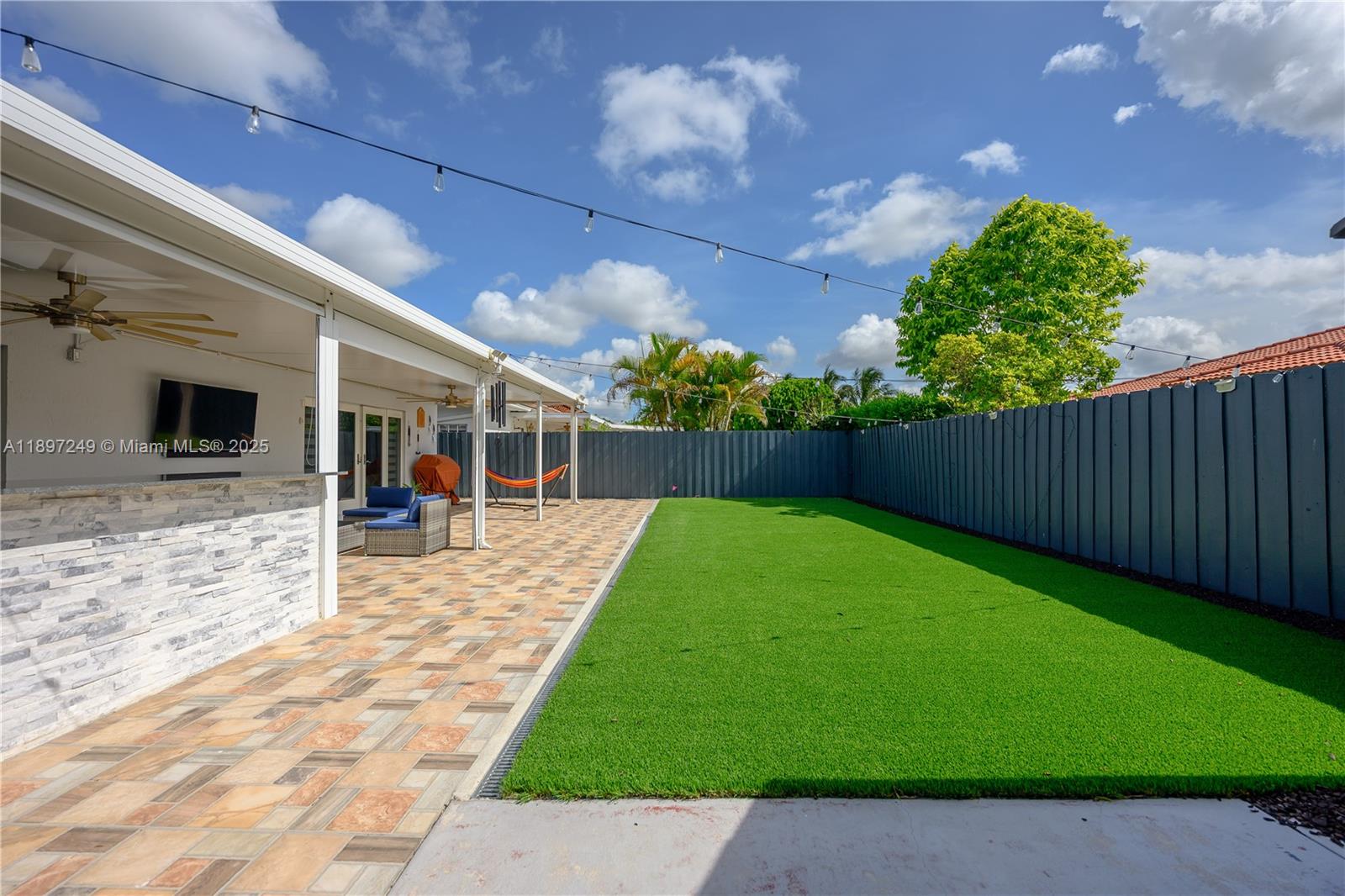 FC SUB - Residential Lease