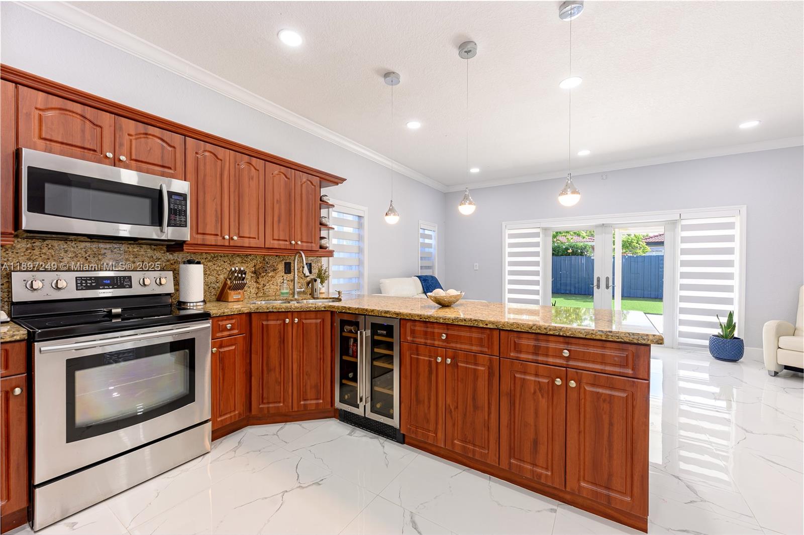 FC SUB - Residential Lease