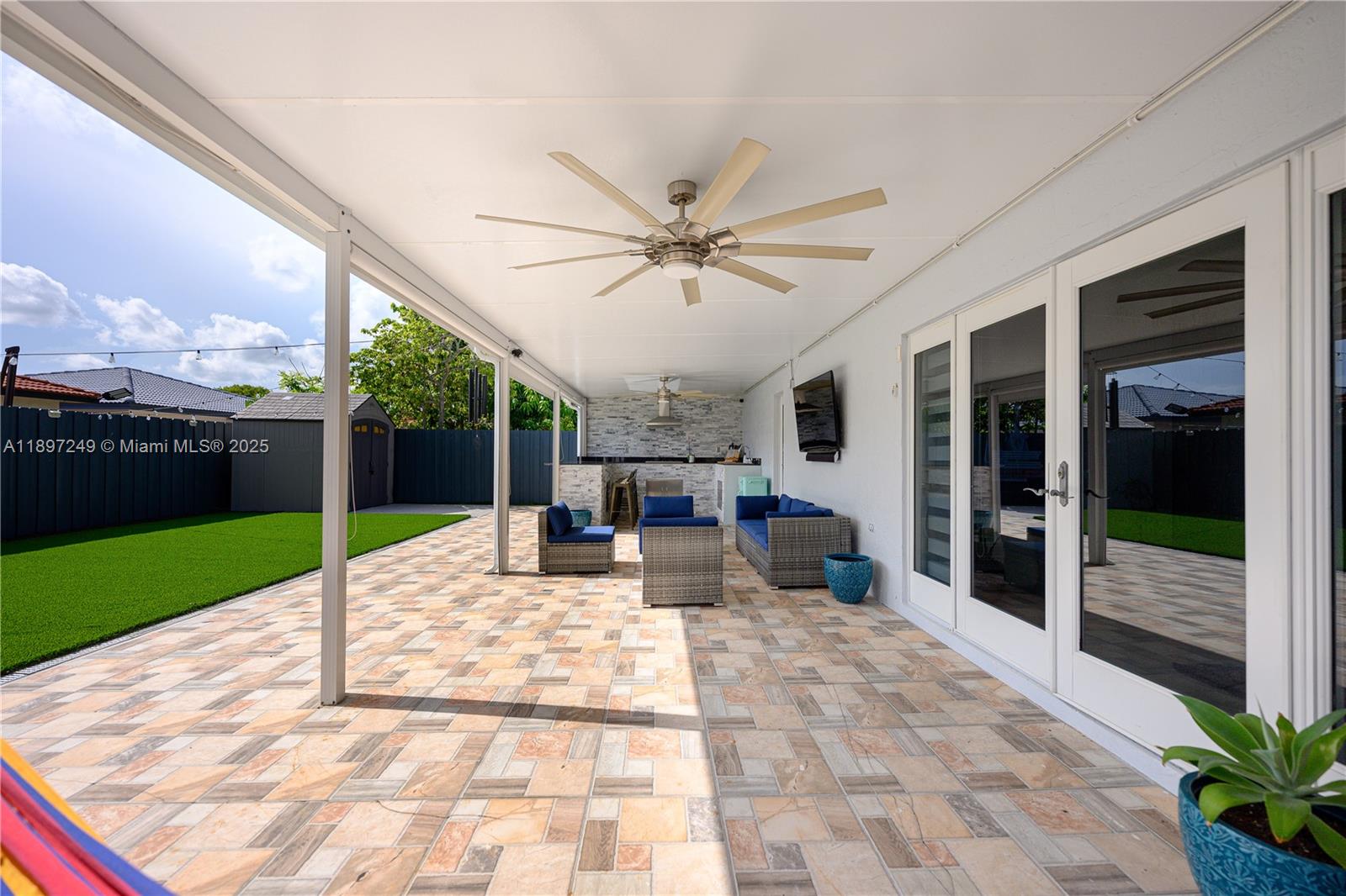 FC SUB - Residential Lease