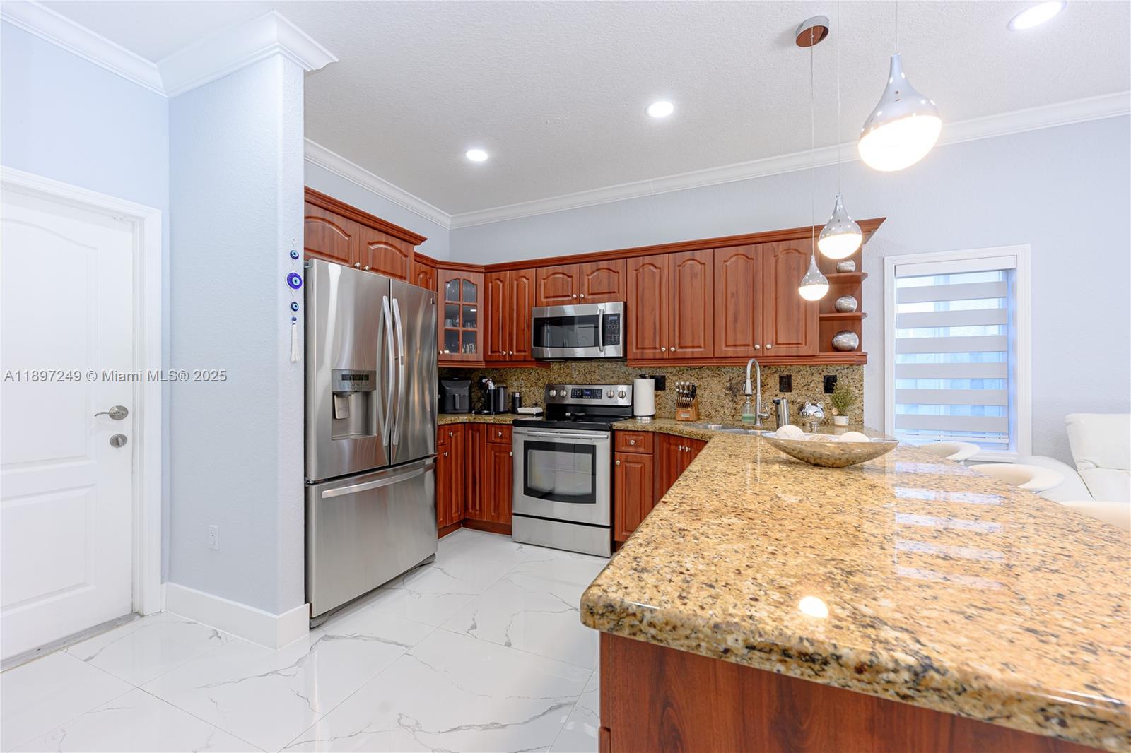 FC SUB - Residential Lease