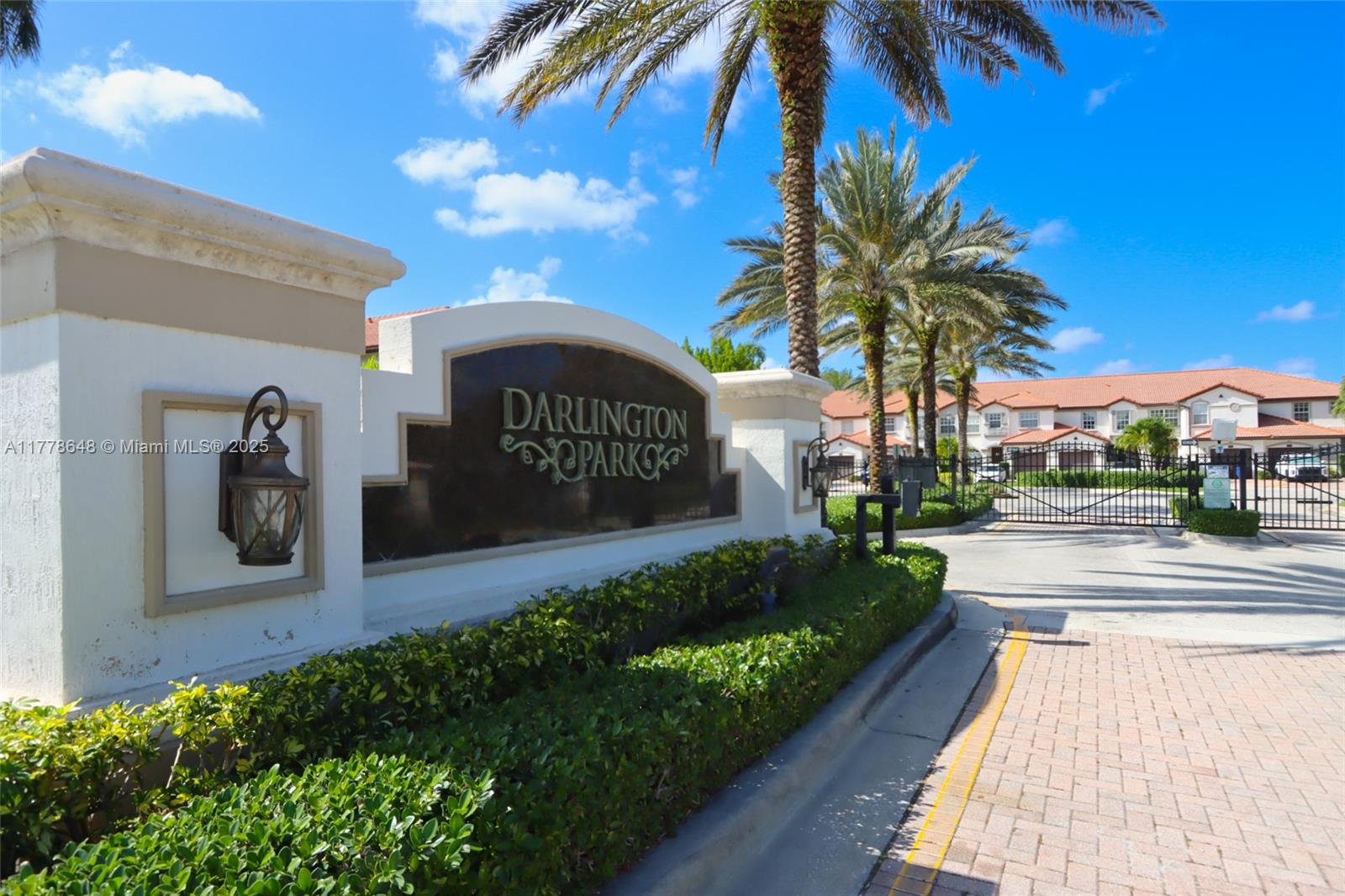 Beautiful Townhome in gated community. 3/2 and a half bath with one car garage and additional space for 2 cars. Priced to sell fast, bring all offers.