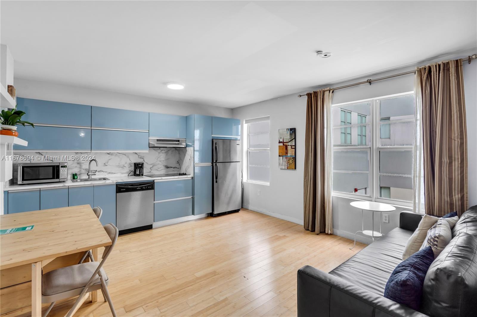 1512 Washington Ave 305