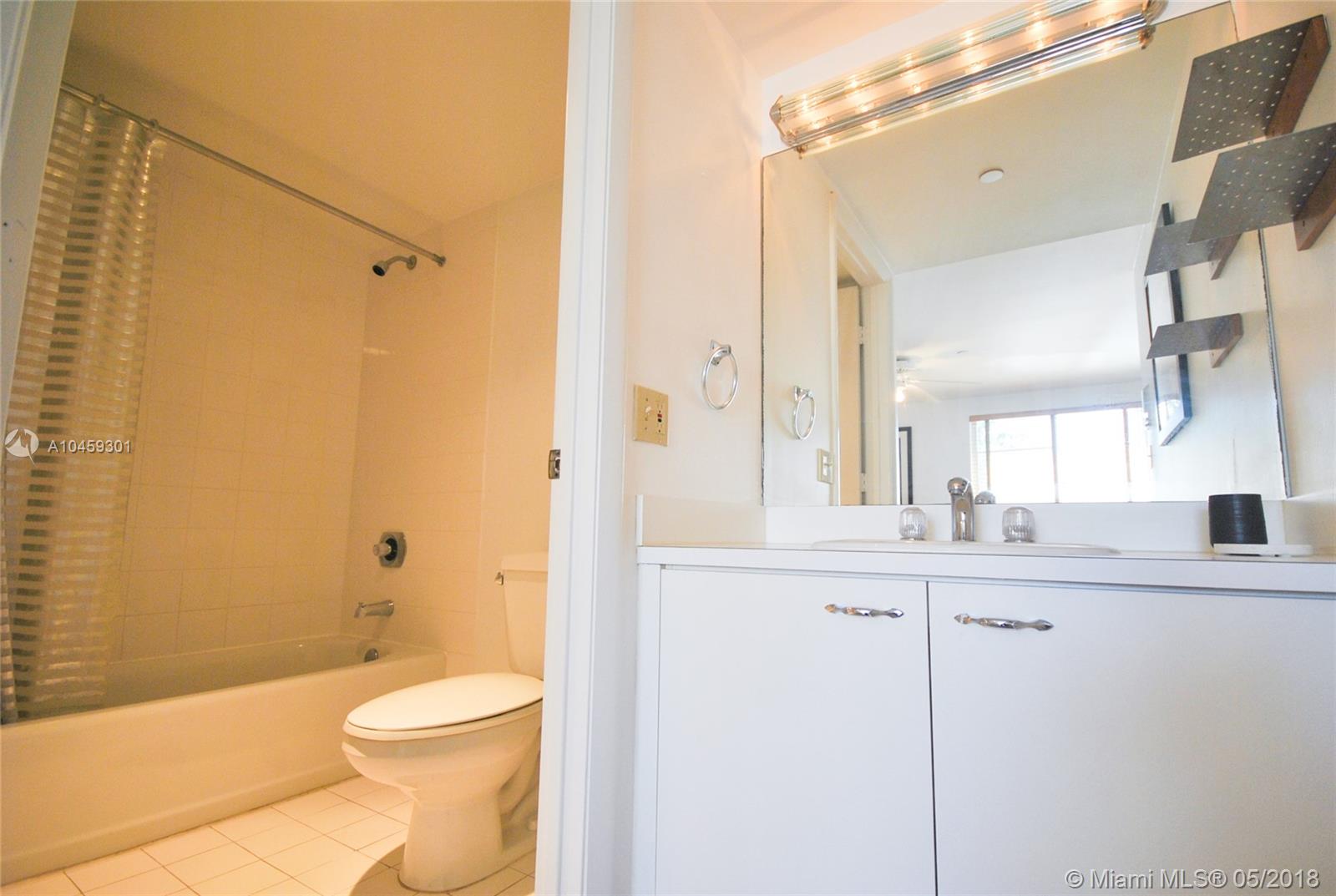 VILLAS AT SOUTH BEACH CON - Residential Lease