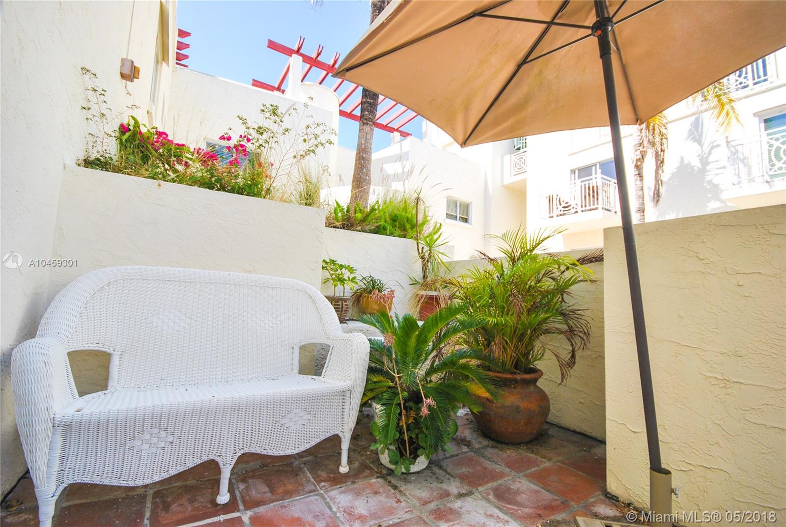 VILLAS AT SOUTH BEACH CON - Residential Lease