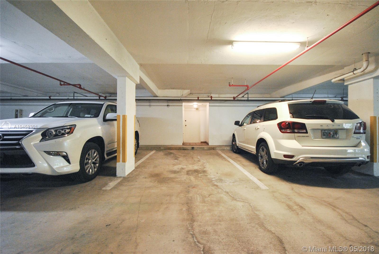 VILLAS AT SOUTH BEACH CON - Residential Lease