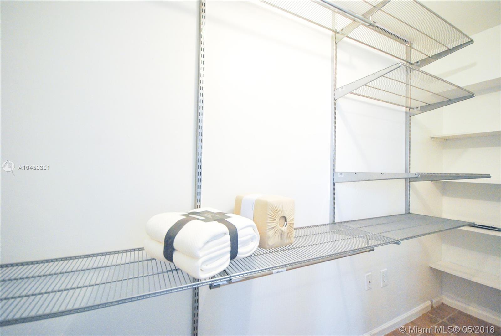 VILLAS AT SOUTH BEACH CON - Residential Lease