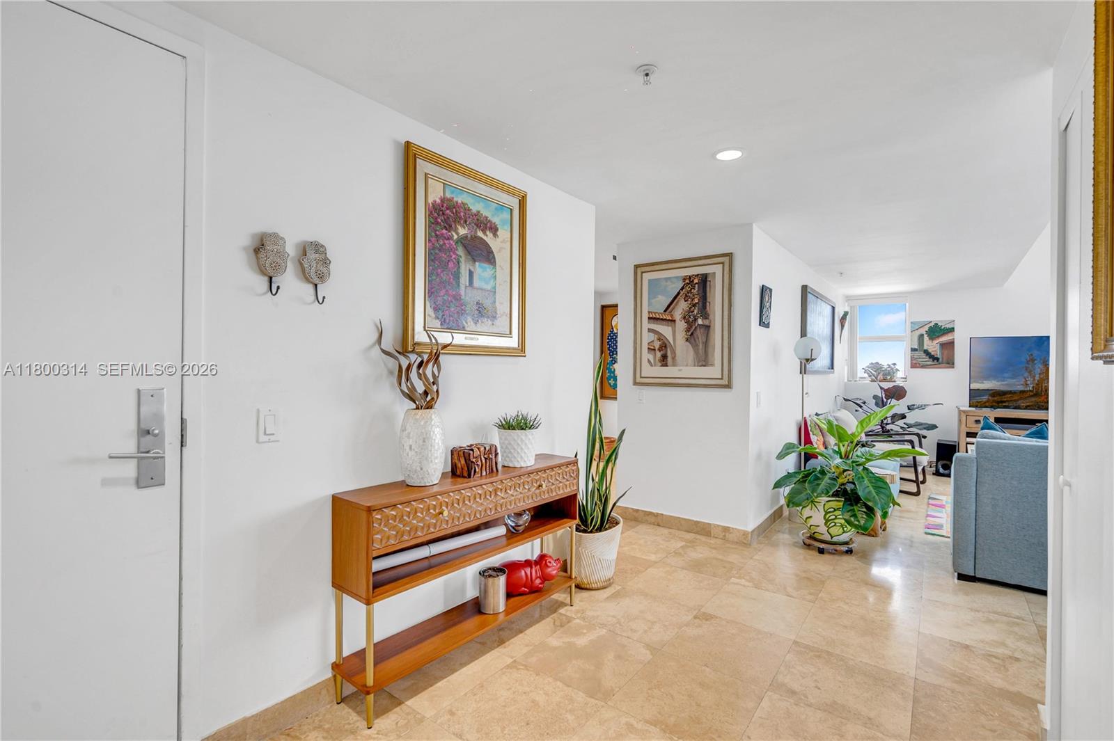 BLUE BAY TOWER CONDO - Residential