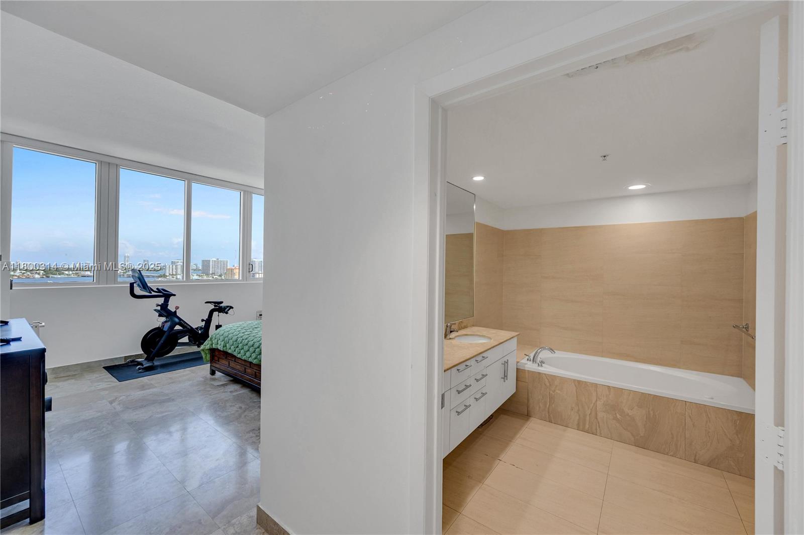 BLUE BAY TOWER CONDO - Residential