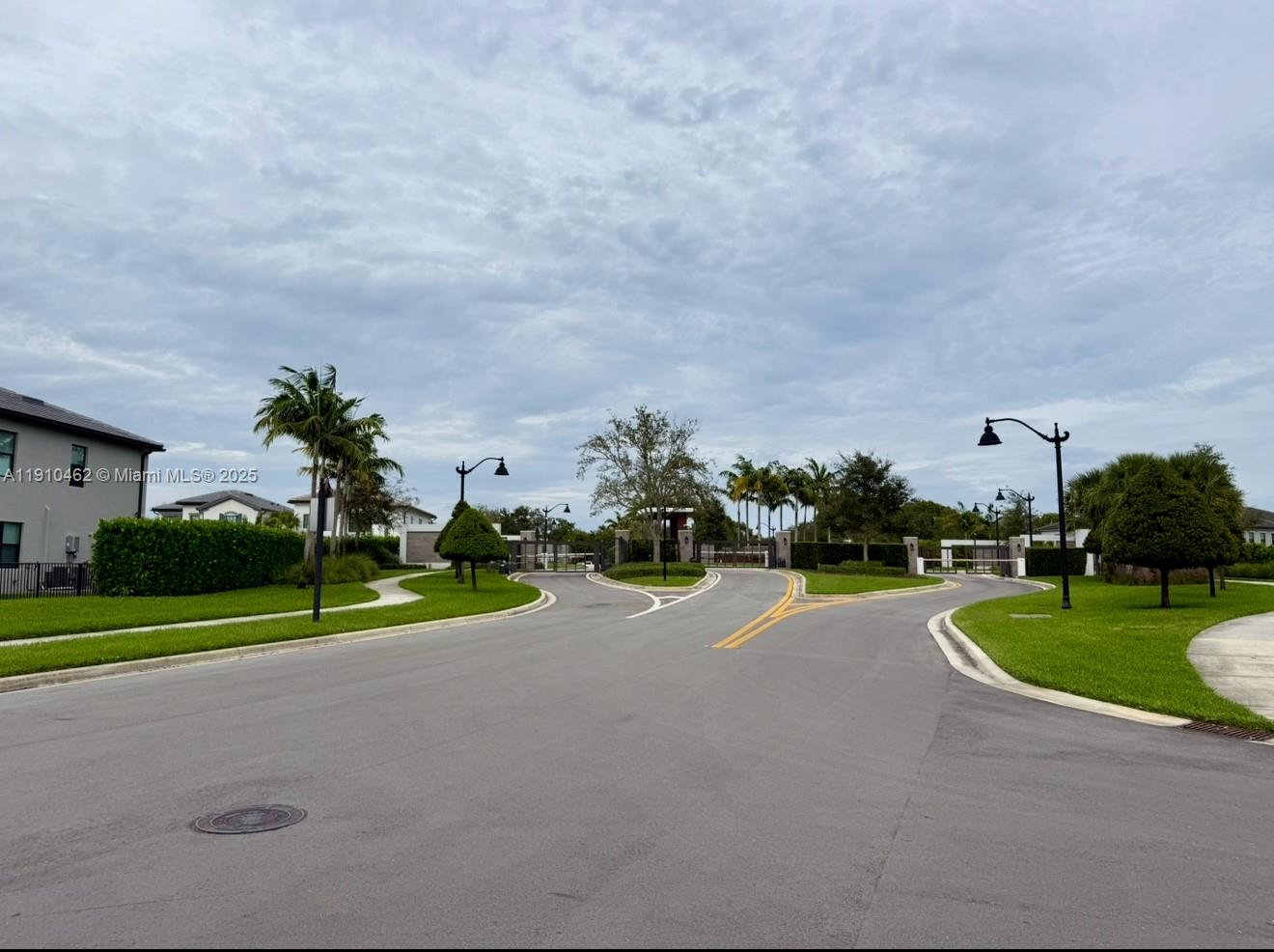 OAK TREE PROPERTY REDEVEL - Residential