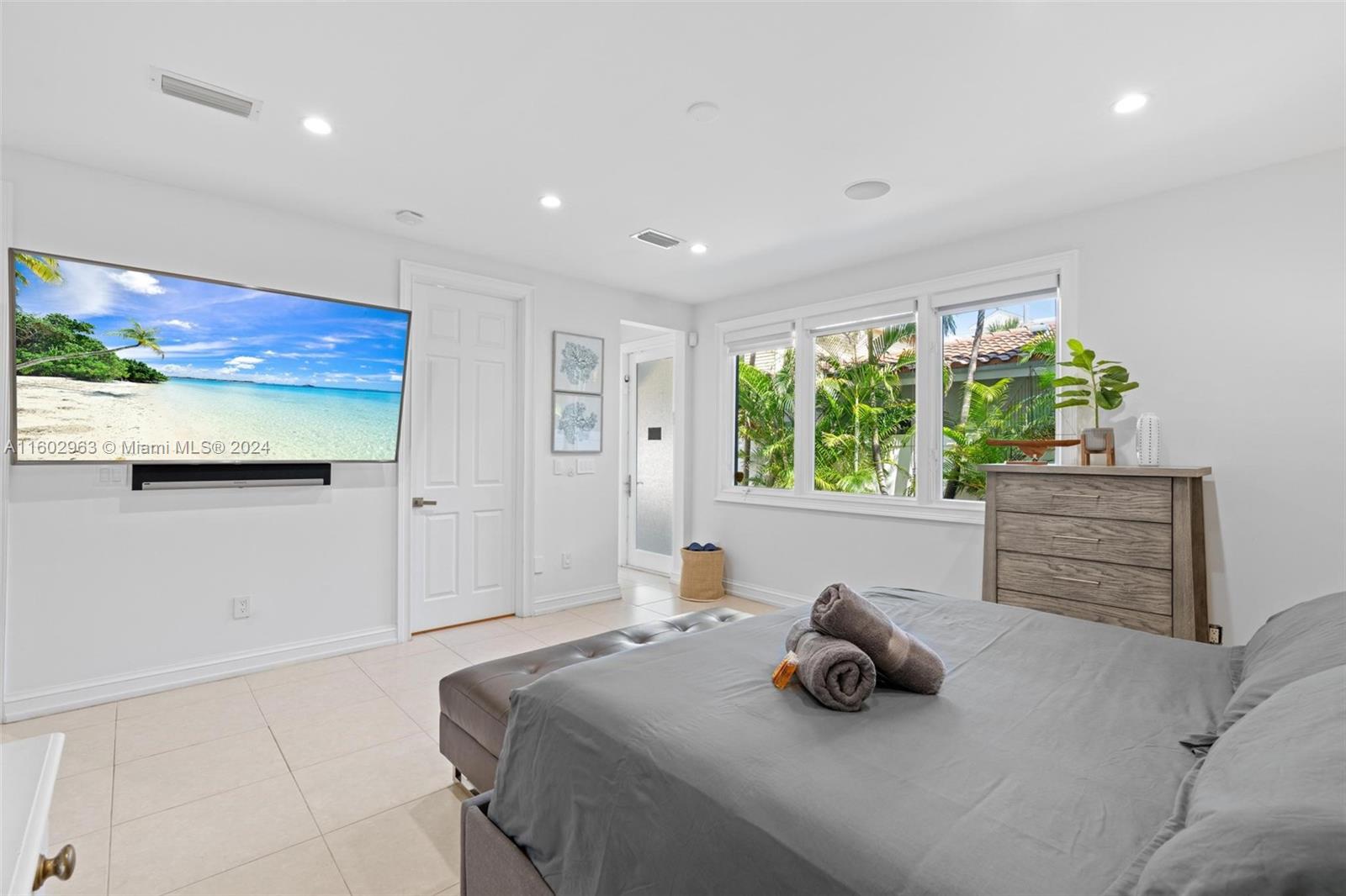 HOLLYWOOD CENTRAL BEACH - Residential