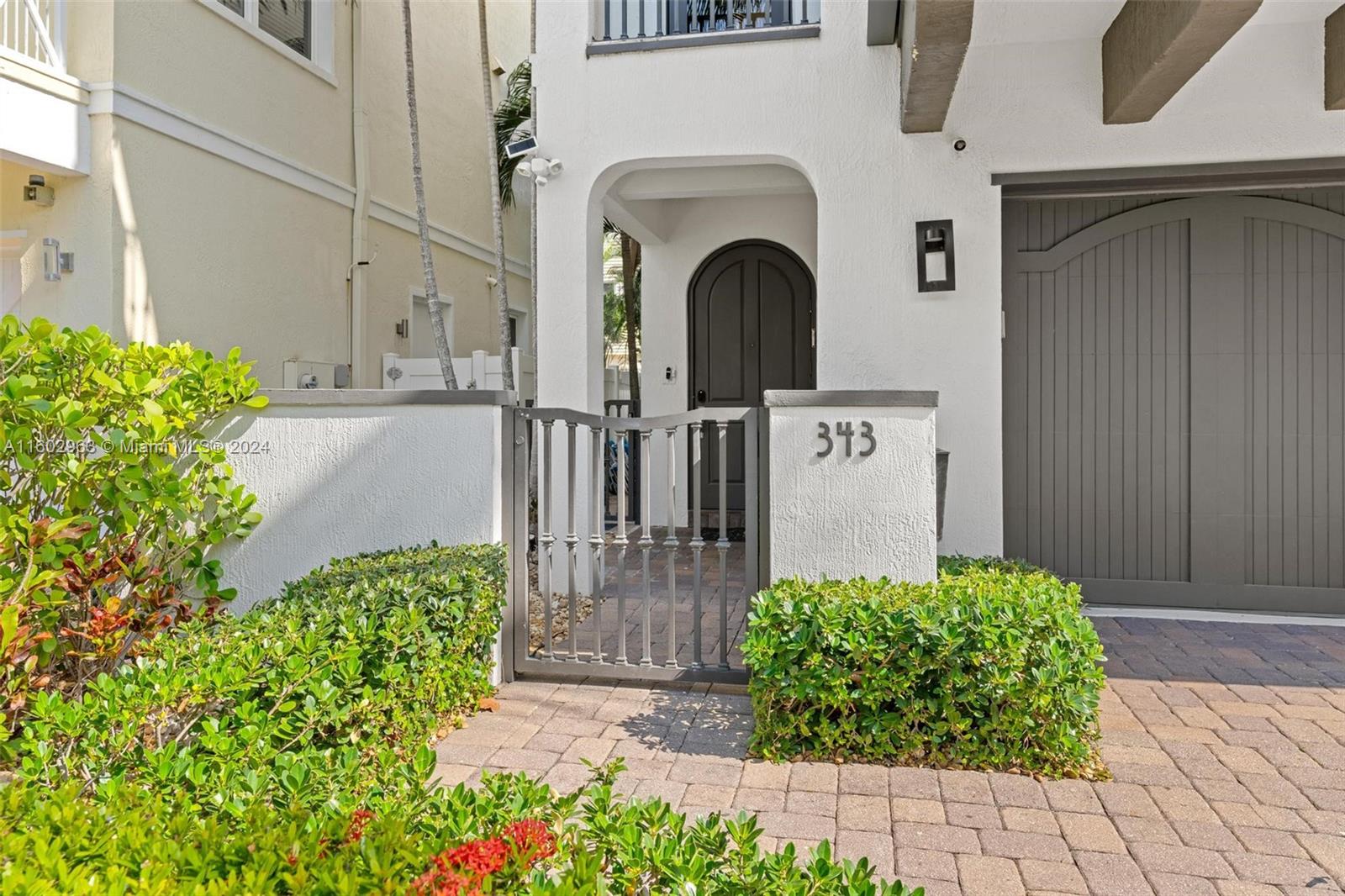 HOLLYWOOD CENTRAL BEACH - Residential