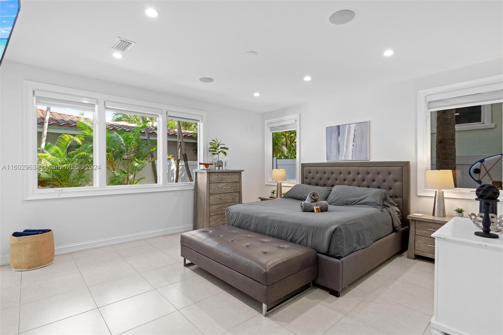 HOLLYWOOD CENTRAL BEACH - Residential