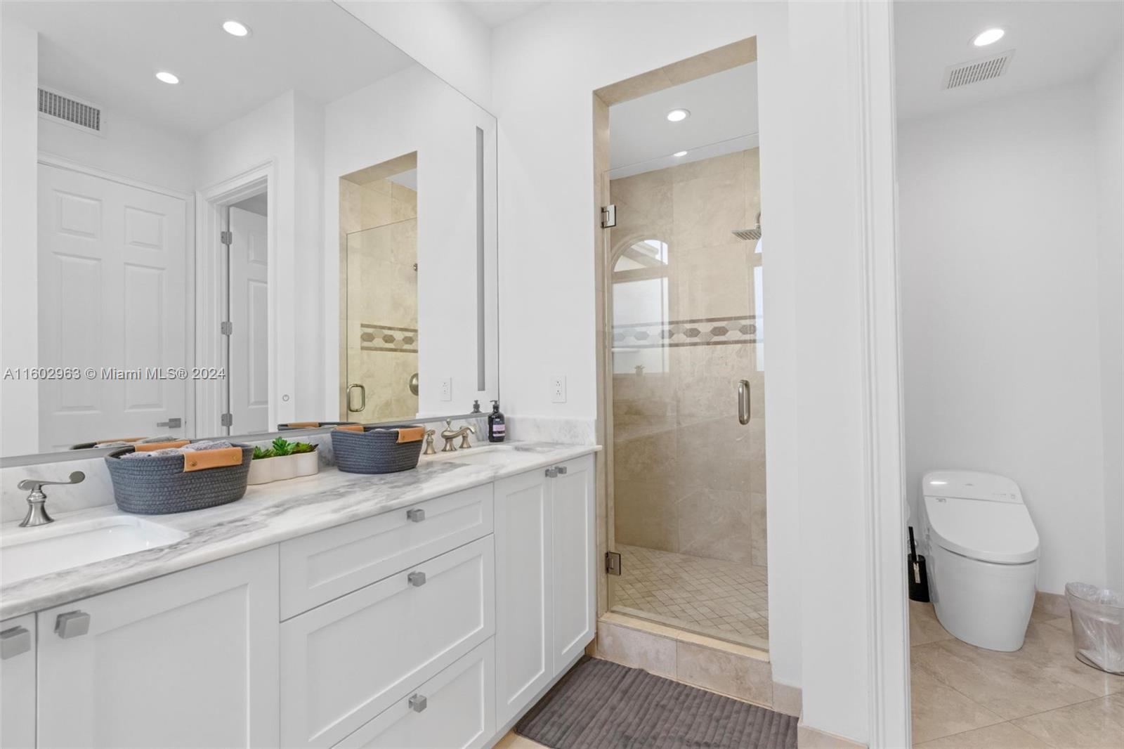 HOLLYWOOD CENTRAL BEACH - Residential